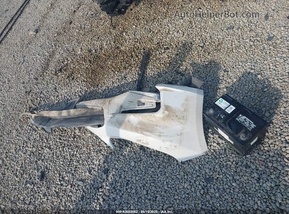 1G1ZD5ST7JF174655 2018 CHEVROLET MALIBU Белый 