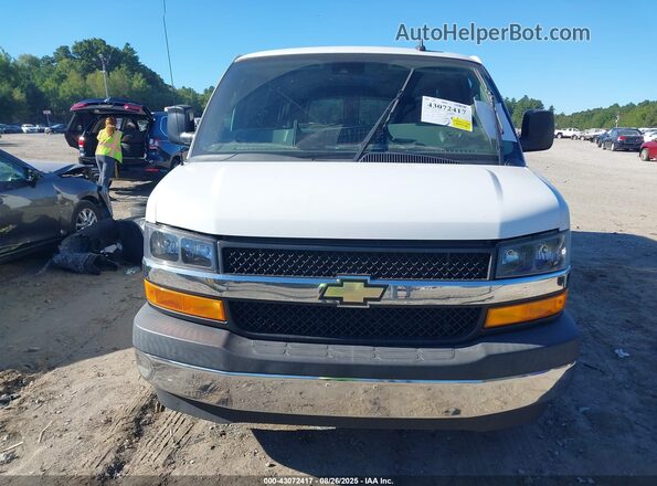 1GAZGPFG1L1127444 2020 CHEVROLET EXPRESS White Vista del cuadro de instrumentos