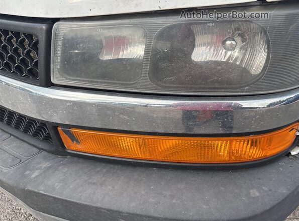 1GAZGPFP4L1231331 2020 CHEVROLET EXPRESS  Առջևի վահանակի տեսք