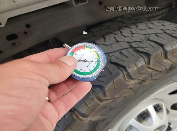 1GC2KUEG7JZ306593 2018 CHEVROLET SILVERADO  Вид панелі приладів