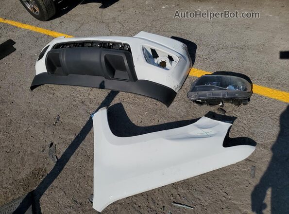 1GCGSBENXJ1126225 2018 CHEVROLET COLORADO Белый 