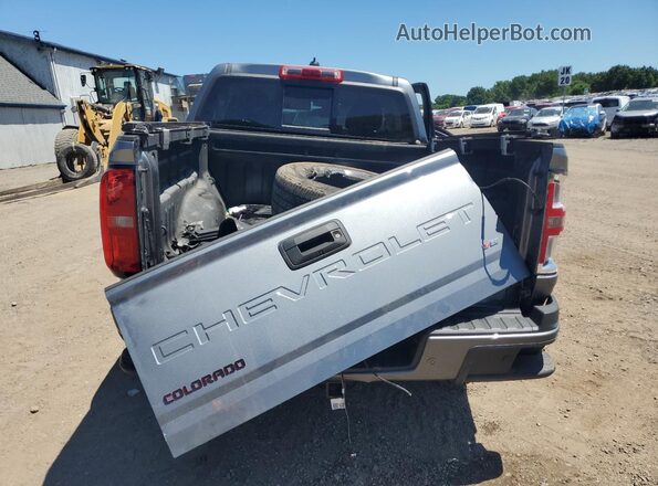 1GCGTCEN3M1190923 2021 CHEVROLET COLORADO Серебряный Вид сзади