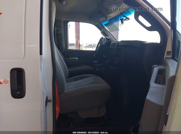 1GCWGAF14N1235630 2022 CHEVROLET EXPRESS White 
