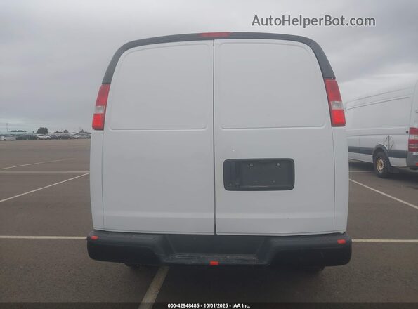1GCWGAF14N1235630 2022 CHEVROLET EXPRESS White 