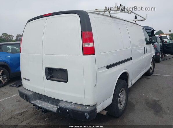 1GCWGAFF3H1112868 2017 CHEVROLET EXPRESS White Հետևի աջ