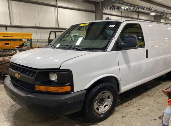 1GCWGAFF4G1315623 2016 CHEVROLET EXPRESS  Przód lewy