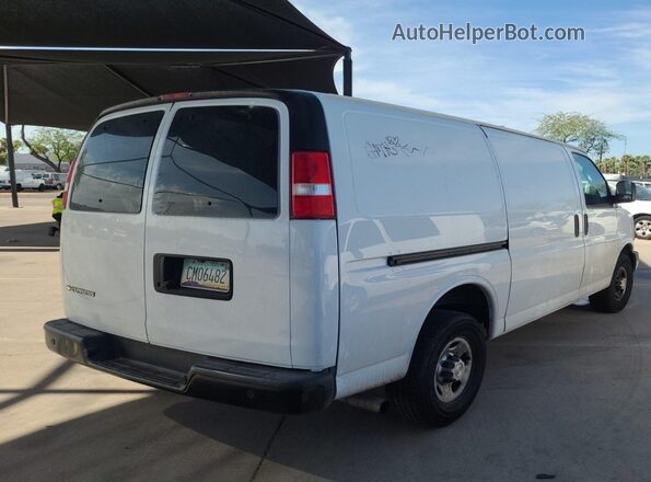 1GCWGAFG2K1328176 2019 CHEVROLET EXPRESS White Հետևի տեսք