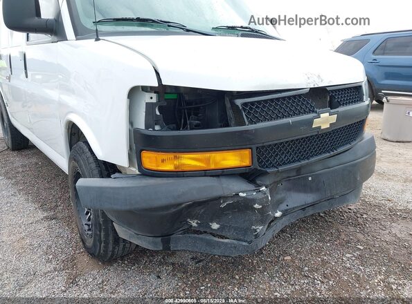 1GCWGAFP0J1335321 2018 CHEVROLET EXPRESS White 