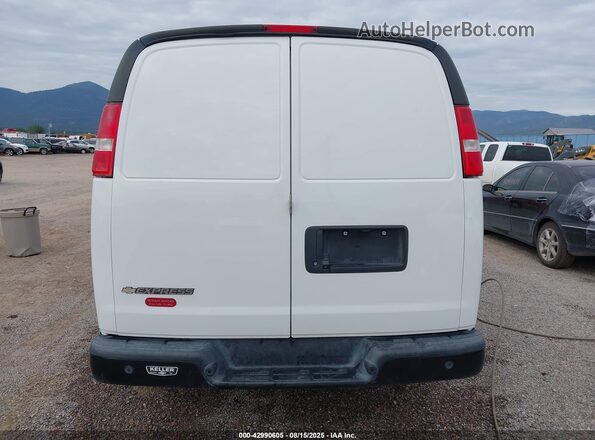 1GCWGAFP0J1335321 2018 CHEVROLET EXPRESS White 