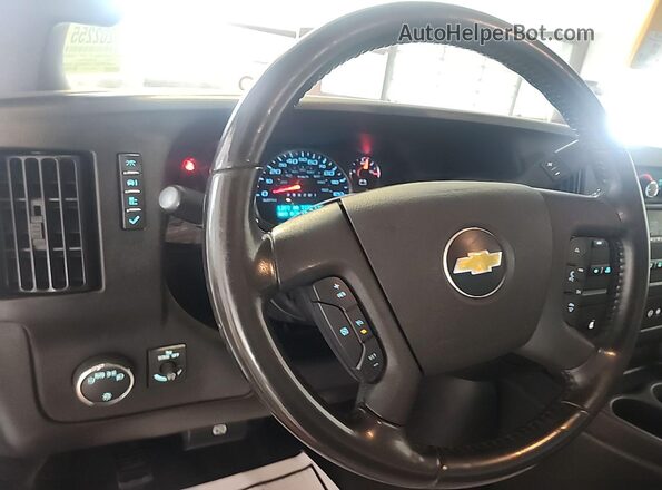 1GCWGAFP1M1303594 2021 CHEVROLET EXPRESS  Front interior view