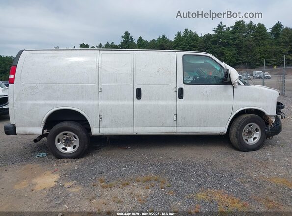 1GCWGAFP3L1261198 2020 CHEVROLET EXPRESS White Սալոնի 360 աստիճան տեսք