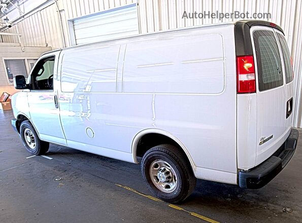 1GCWGAFP4L1259833 2020 CHEVROLET EXPRESS  Vista interior delantera
