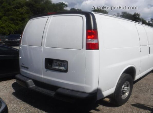 1GCWGAFP9M1210077 2021 CHEVROLET EXPRESS  Widok naklejki z numerem VIN