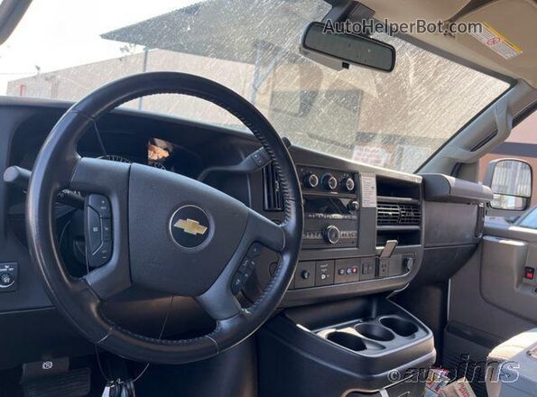 1GCWGAFPXM1312701 2021 CHEVROLET EXPRESS  Vista de la etiqueta del VIN
