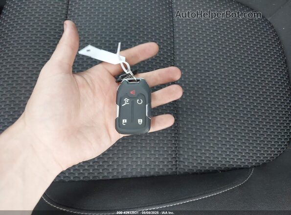 1GKKNRLS4MZ116755 2021 GMC ACADIA Silver Widok deski rozdzielczej