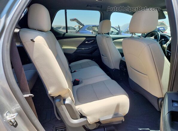 1GNESTKW2RJ139192 2024 CHEVROLET TRAVERSE Silver 