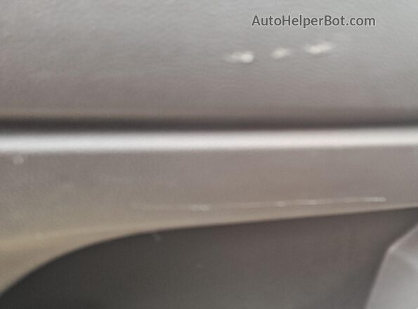 1GNEVMKW2LJ295995 2020 CHEVROLET TRAVERSE  Widok wnętrza z tyłu