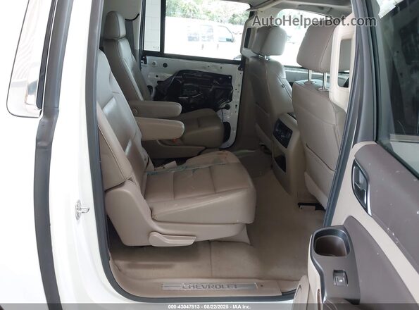 1GNSCHKC3LR181222 2020 CHEVROLET SUBURBAN White VIN კოდის სტიკერის ხედი