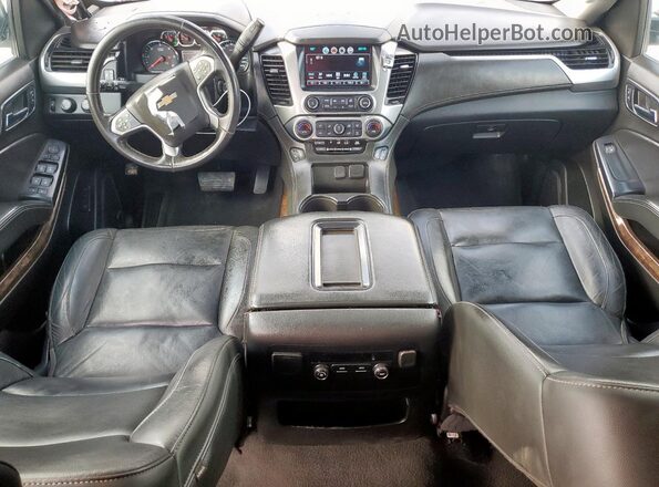 1GNSKHKC0LR284178 2020 CHEVROLET SUBURBAN Silver Вид панелі приладів
