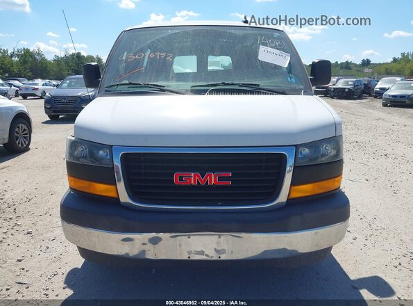 1GTW7AFG3L1237306 2020 GMC SAVANA CARGO White Вид спереду
