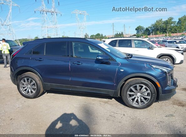 1GYFZFR47NF111491 2022 CADILLAC XT4 Blue Панорамний вид салону 360°