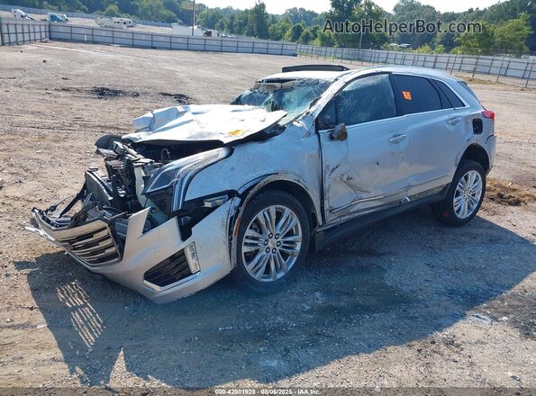 1GYKNERS9JZ237749 2018 CADILLAC XT5 Silver Передня ліва чверть