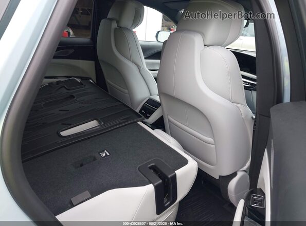 1GYKPSRL8RZ113985 2024 CADILLAC OTHER Blue Vista de la etiqueta del VIN