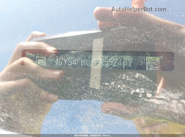 1GYS4FKL1PR552467 2023 CADILLAC ESCALADE Black ძრავის განყოფილების ხედი