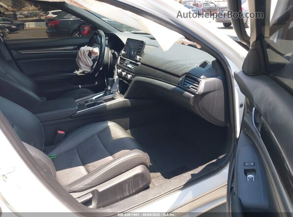 1HGCV1F36MA072201 2021 HONDA ACCORD White Вид салону спереду