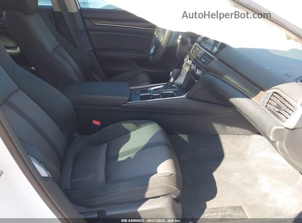 1HGCV1F48LA142899 2020 HONDA ACCORD White Vista interior delantera