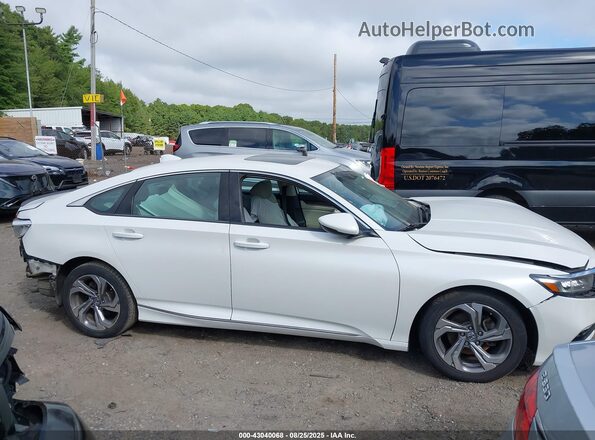 1HGCV1F51JA014512 2018 HONDA ACCORD White Vista interior de 360 grados