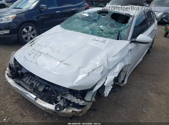 1HGCV2F31JA027569 2018 HONDA ACCORD Белый 