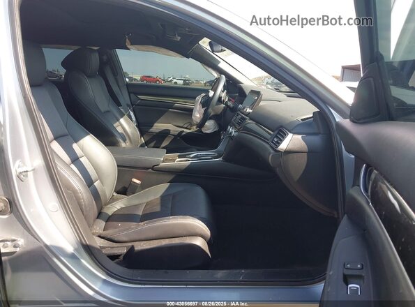 1HGCV2F39JA052249 2018 HONDA ACCORD Серебряный 