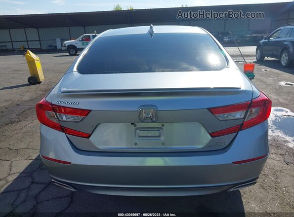 1HGCV2F39JA052249 2018 HONDA ACCORD Серебряный 