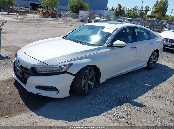 1HGCV2F96JA003899 2018 HONDA ACCORD White 