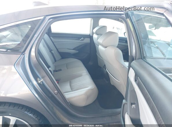 1HGCV3F52KA018579 2019 HONDA ACCORD HYBRID Silver 