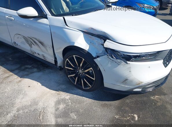 1HGCY2F82RA070462 2024 HONDA ACCORD Белый Вид спереди