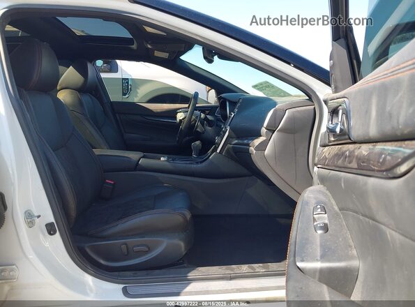 1N4AA6EV0PC513031 2023 NISSAN MAXIMA SR White Front interior view