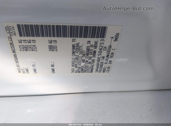 1N4AA6FV8PC504253 2023 NISSAN MAXIMA PLATINUM White Vista del compartimento del motor