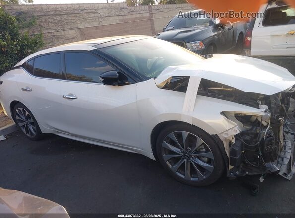 1N4AA6FV8PC504253 2023 NISSAN MAXIMA PLATINUM White Vista interior de 360 grados