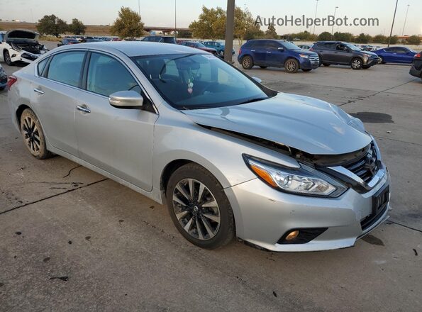 1N4AL3AP0JC180949 2018 NISSAN ALTIMA Silver Przód prawy