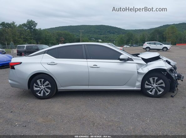 1N4BL4BV2LC259128 2020 NISSAN ALTIMA Silver Widok wnętrza z tyłu