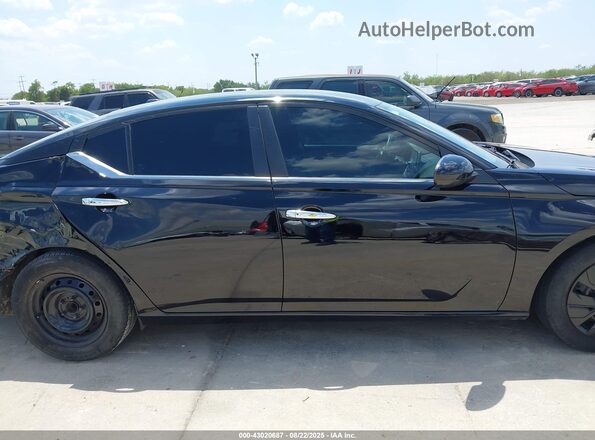 1N4BL4BV3LC238059 2020 NISSAN ALTIMA Black Rear interior view