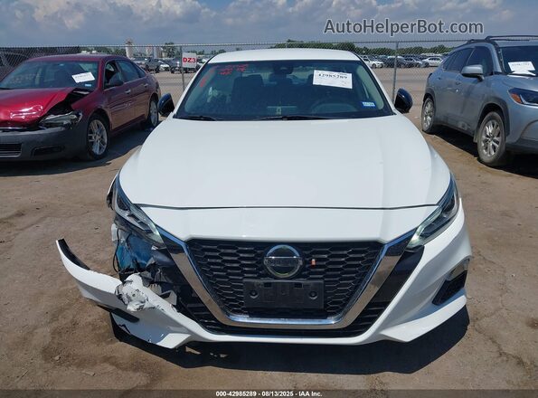 1N4BL4CV3LC222510 2020 NISSAN ALTIMA Белый Вид щитка приборов