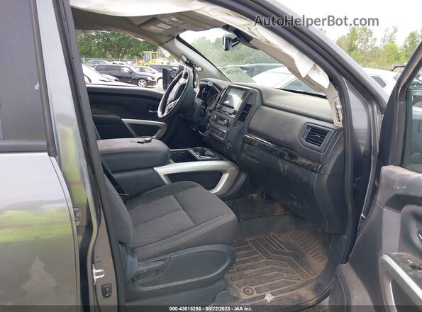 1N6AA1FB1RN113985 2024 NISSAN TITAN XD Gray Widok wnętrza z przodu