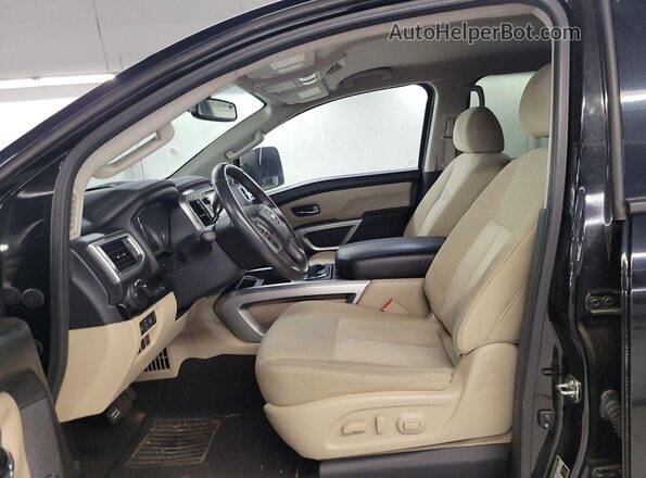 1N6BA1F28GN503502 2016 NISSAN TITAN XD  Вид спереди