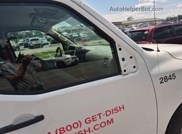 1N6BF0KY7JN816716 2018 NISSAN NV CARGO NV2500 HD  Вид салону спереду
