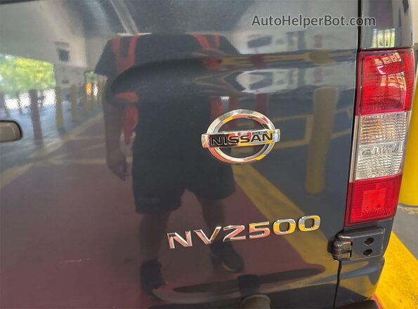 1N6BF0LY3KN800982 2019 NISSAN NV CARGO NV2500 HD Blue 