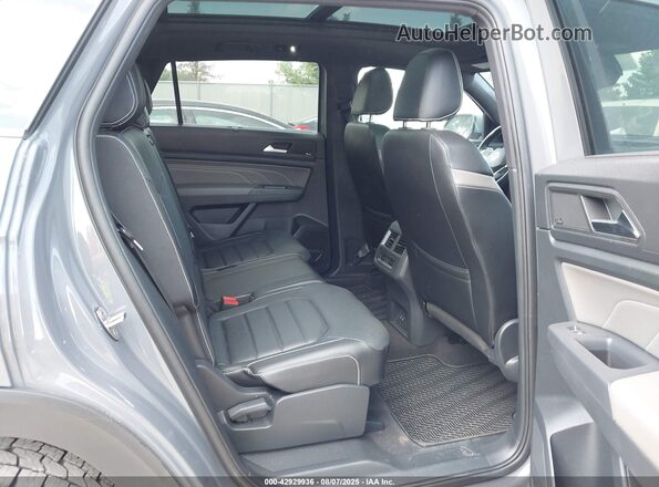 1V2FE2CA8MC221229 2021 VOLKSWAGEN ATLAS Gray VIN sticker view
