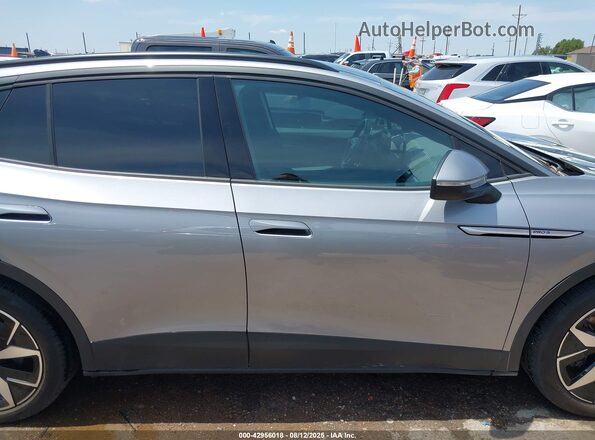 1V2FMPE88PC015195 2023 VOLKSWAGEN ID.4 Silver Widok wnętrza z tyłu